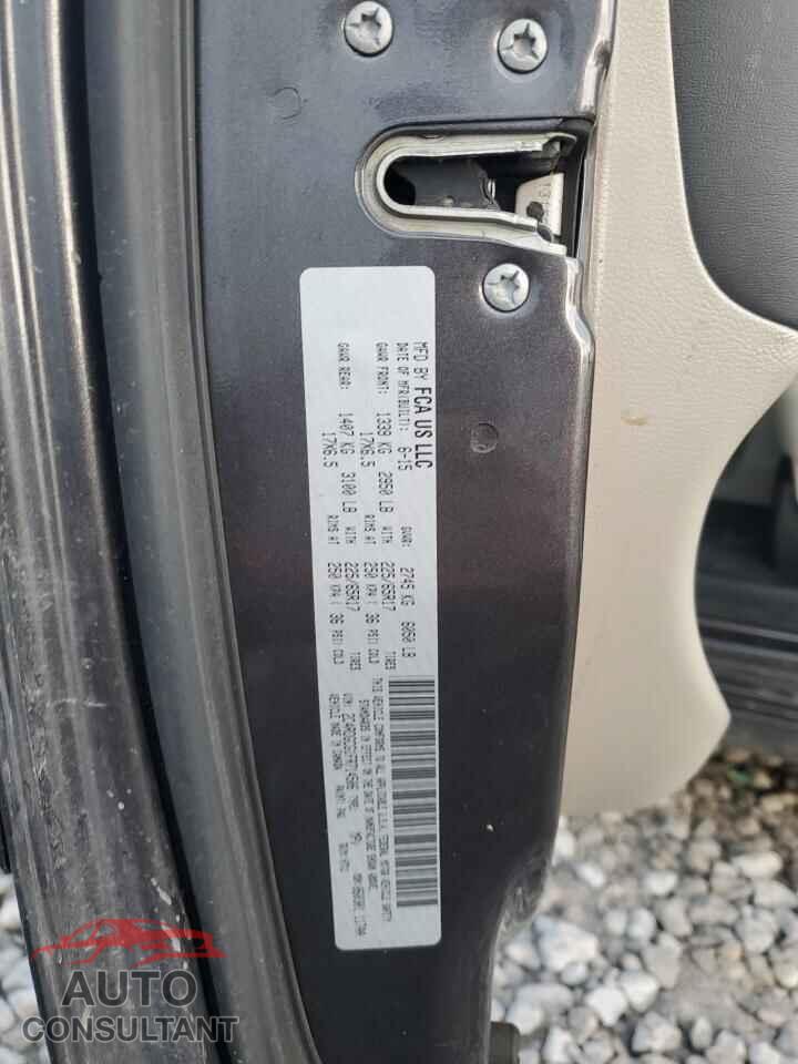 DODGE CARAVAN 2015 - 2C4RDGCG1FR714506