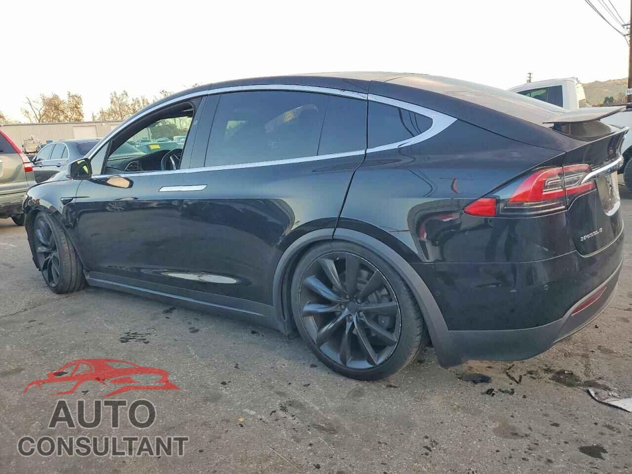 TESLA MODEL X 2017 - 5YJXCBE27HF051438
