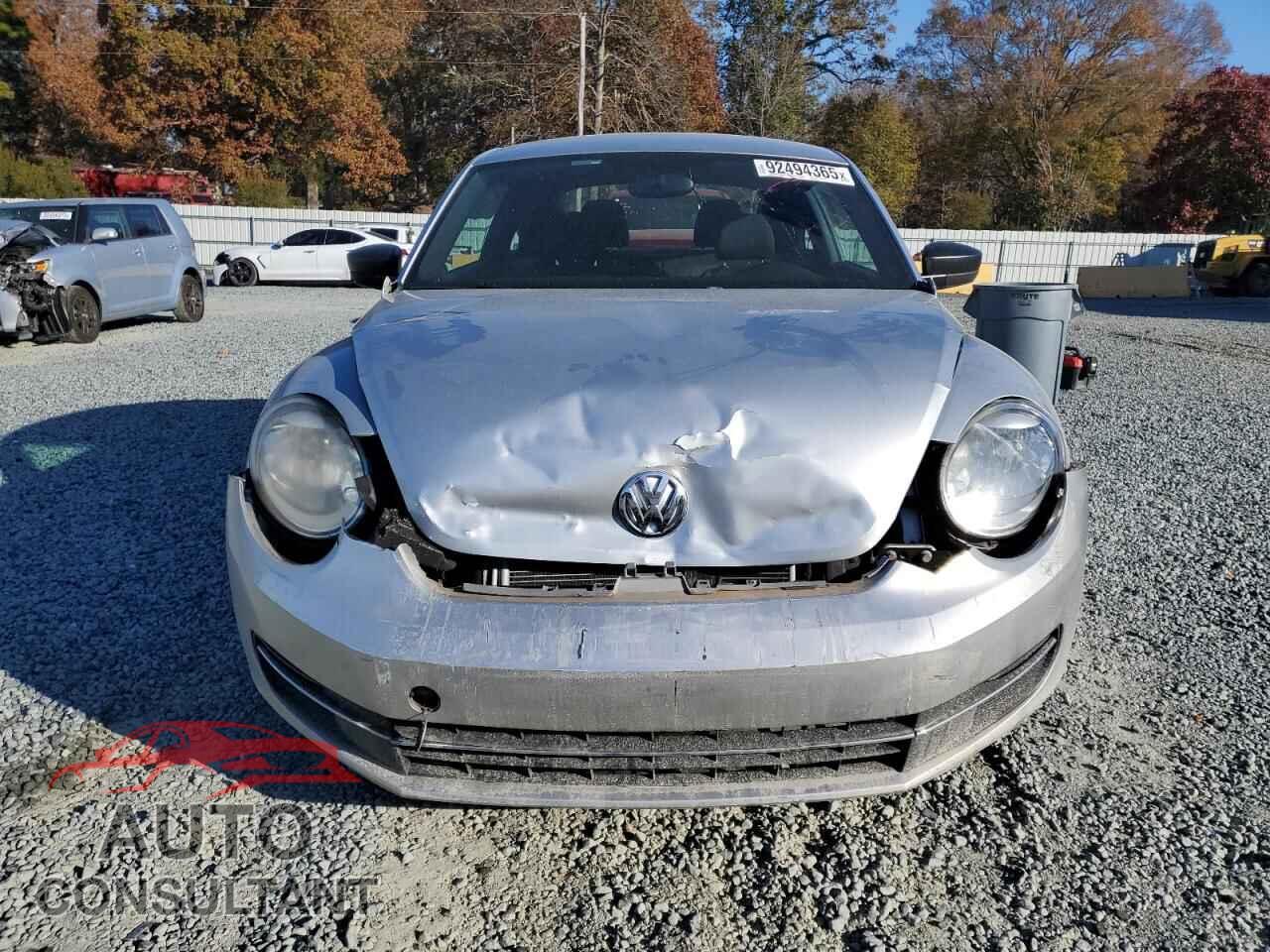 VOLKSWAGEN BEETLE 2014 - 3VWFP7AT1EM629971