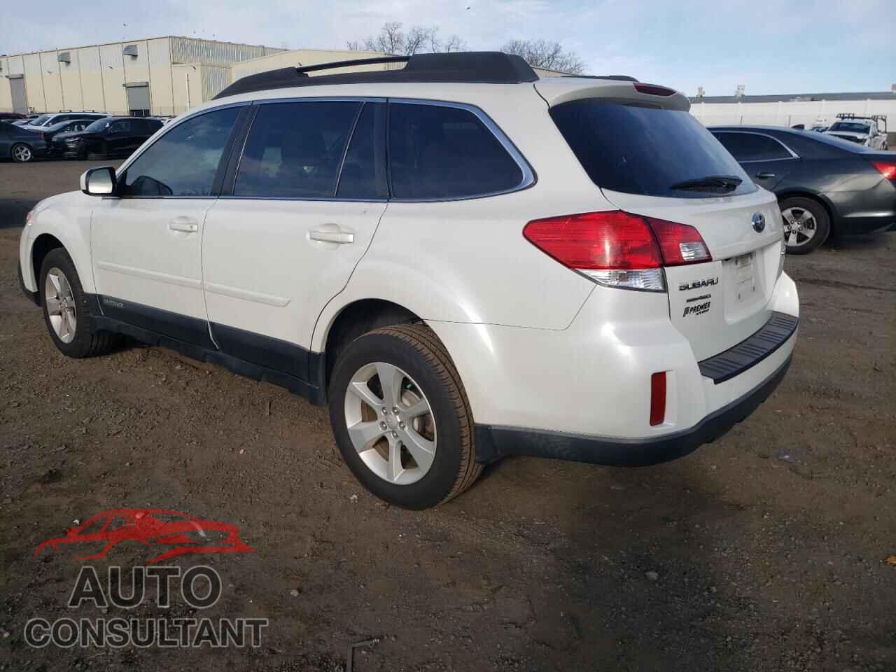 SUBARU OUTBACK 2013 - 4S4BRBGC3D3200543