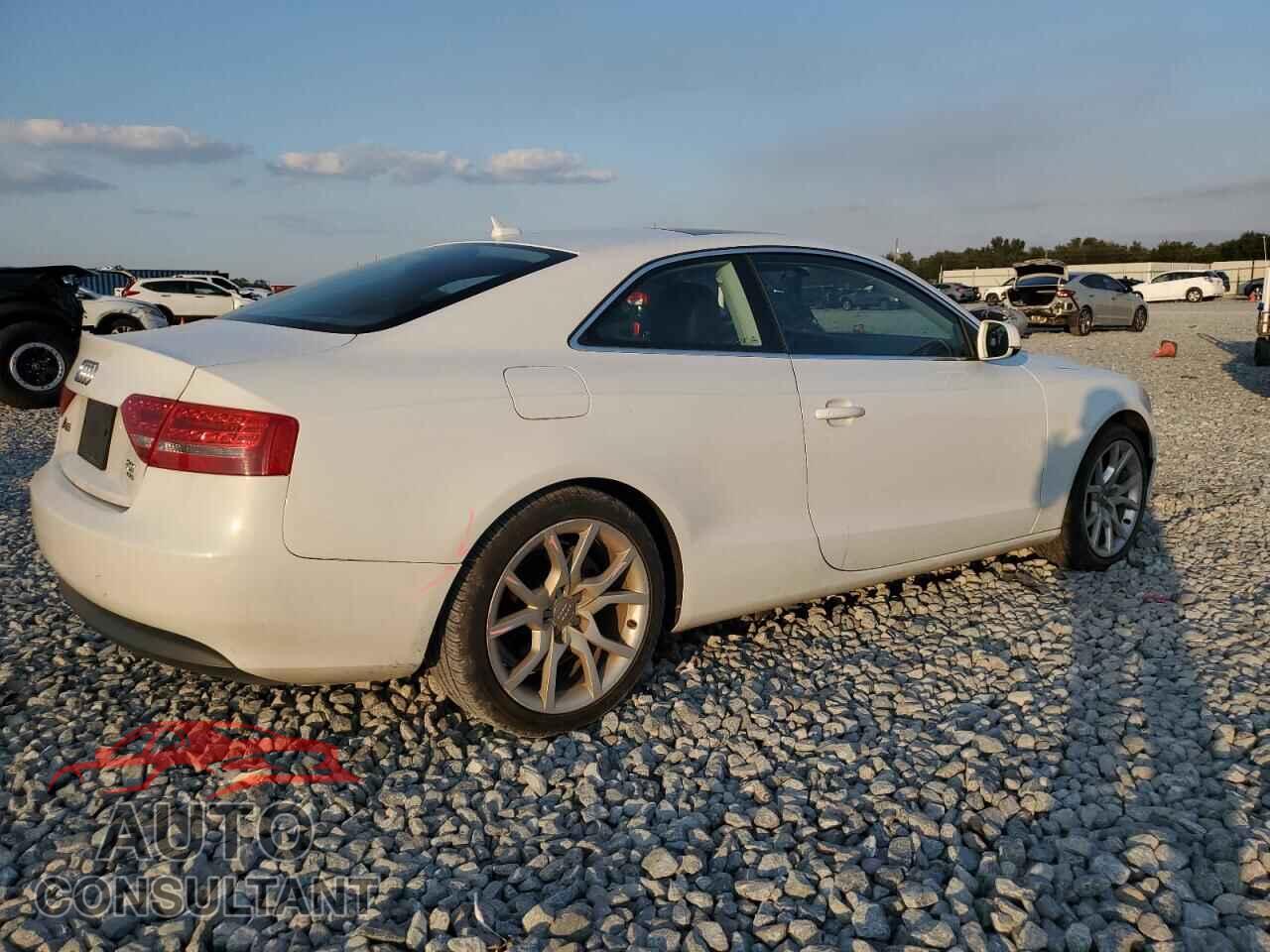 AUDI A5 2012 - WAULFAFR6CA004671