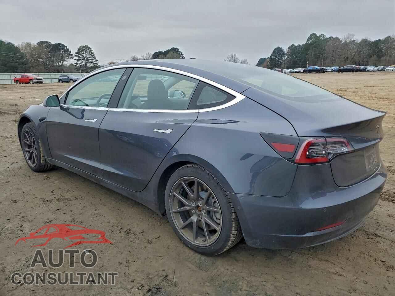 TESLA MODEL 3 2018 - 5YJ3E1EA6JF101617