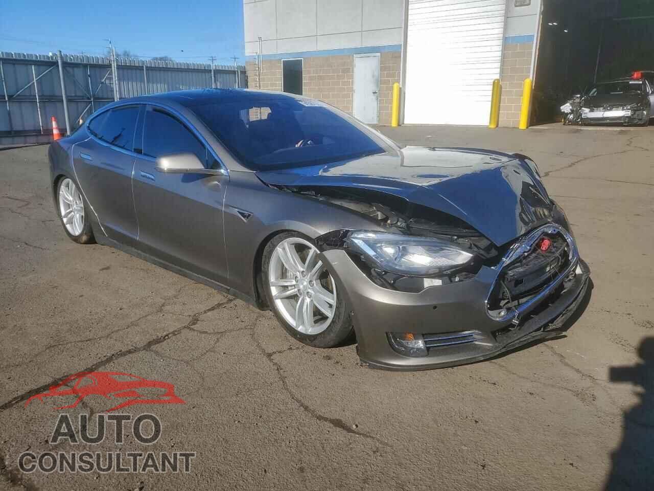 TESLA MODEL S 2015 - 5YJSA1V22FF097928
