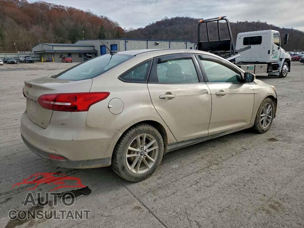 FORD FOCUS 2017 - 1FADP3F26HL317899