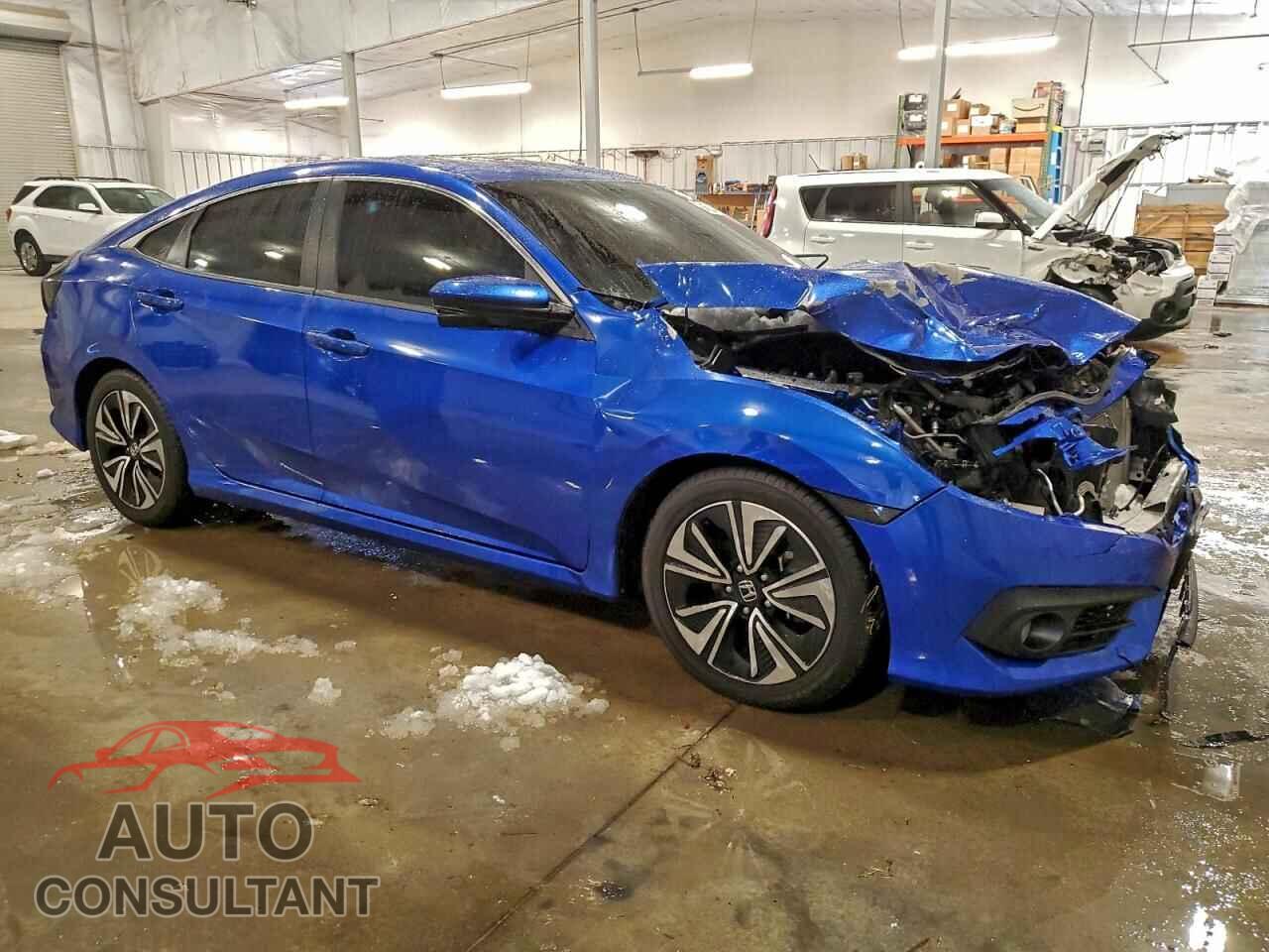 HONDA CIVIC 2018 - JHMFC1F3XJX044006