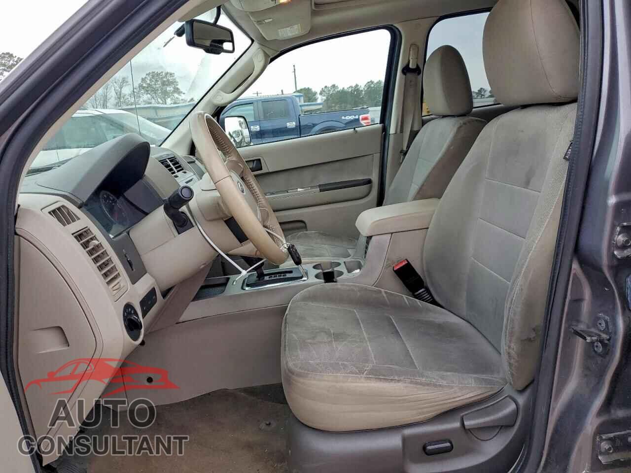 FORD ESCAPE 2011 - 1FMCU9DG2BKA20010