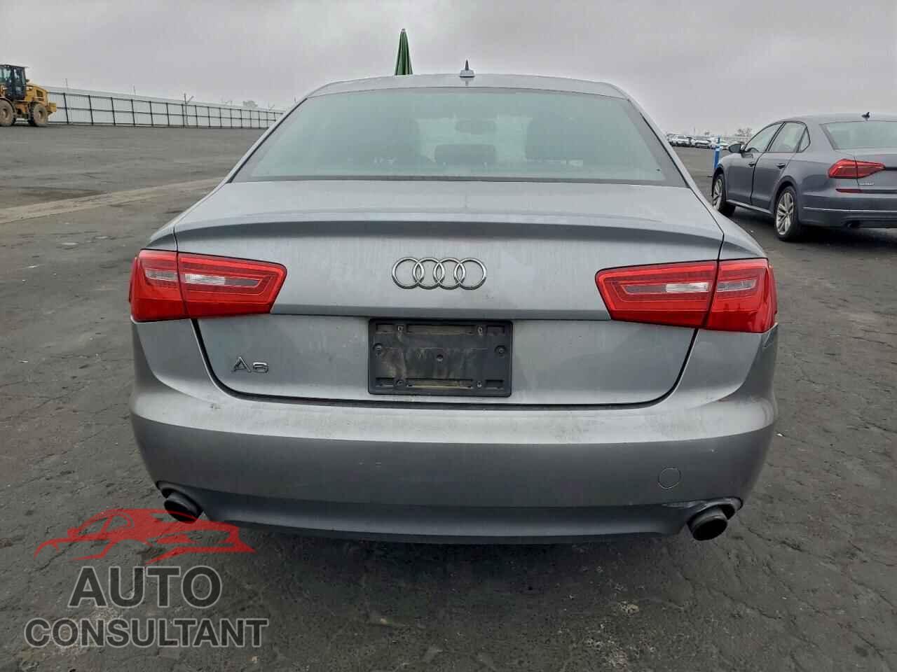 AUDI A6 2013 - WAUFFAFC7DN044258