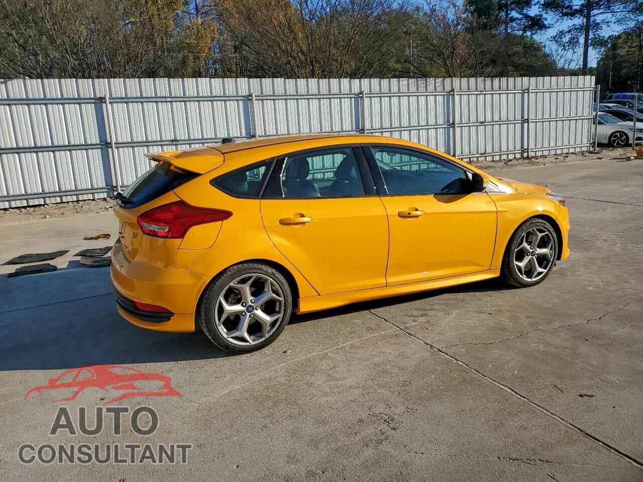FORD FOCUS 2015 - 1FADP3L90FL354025