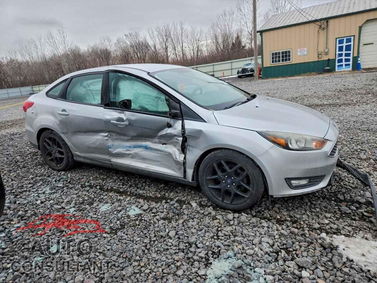 FORD FOCUS 2016 - 1FADP3F22GL332298
