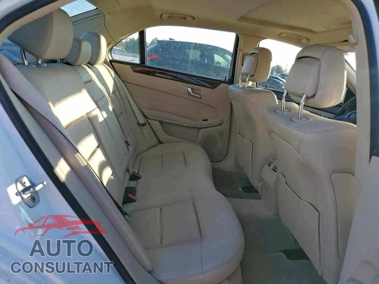 MERCEDES-BENZ E-CLASS 2015 - WDDHF5KBXFB135907