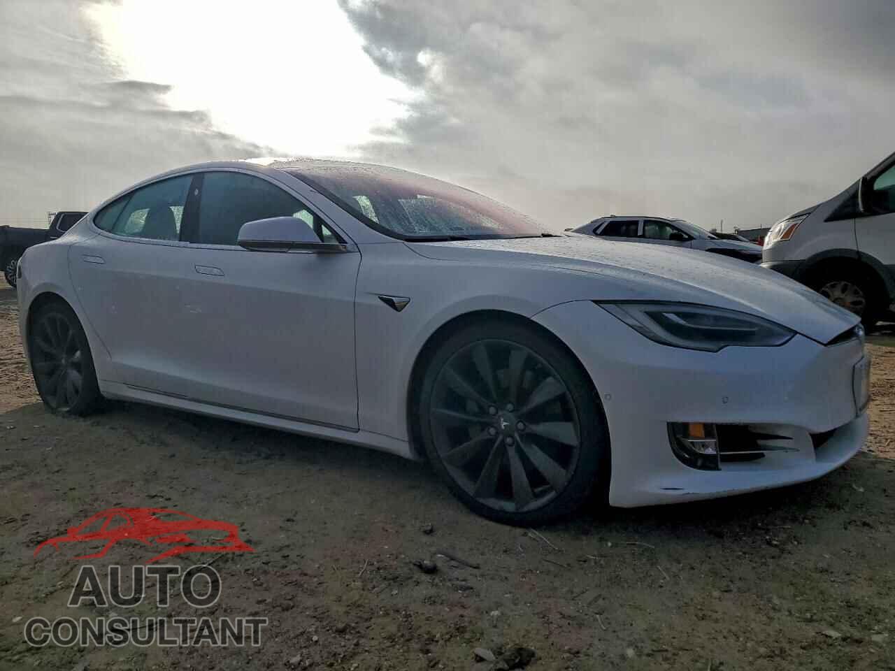 TESLA MODEL S 2017 - 5YJSA1E11HF195505