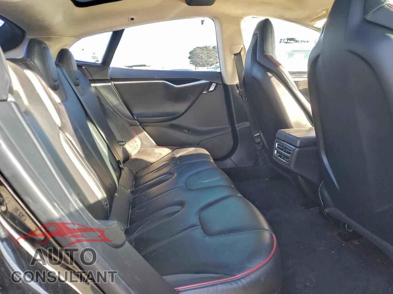 TESLA MODEL S 2012 - 5YJSA1DP3CFS00881