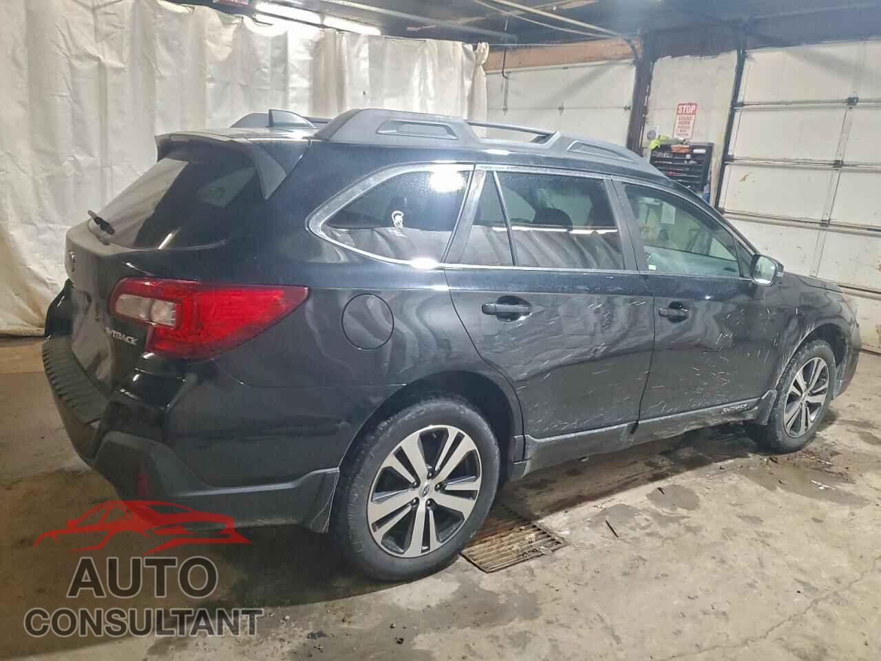SUBARU OUTBACK 2019 - 4S4BSAJC2K3263122