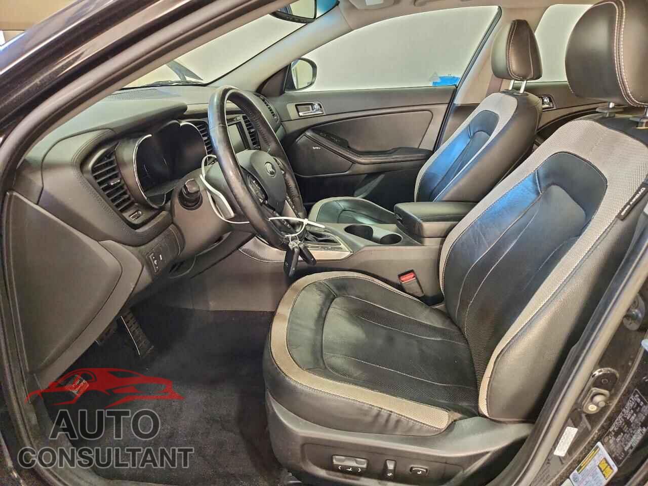 KIA OPTIMA 2011 - KNAGR4A69B5114841