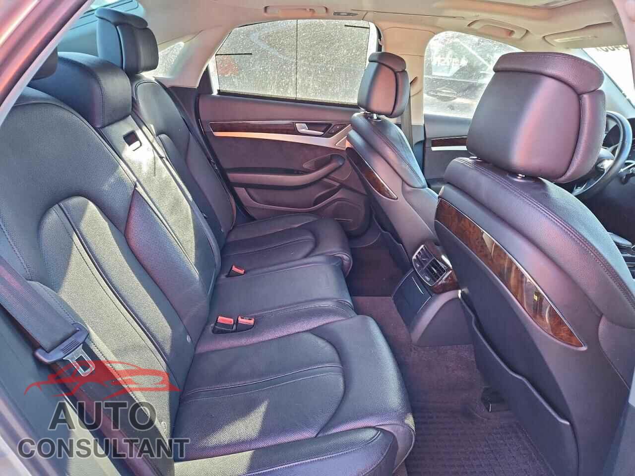 AUDI A8 2014 - WAUA2AFD4EN010696