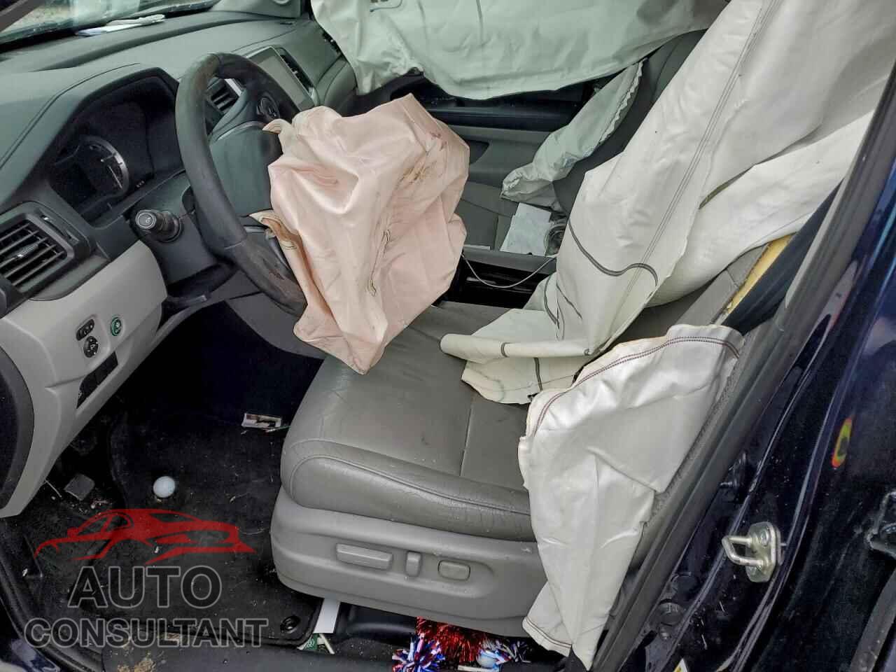 HONDA PILOT 2018 - 5FNYF6H55JB036676