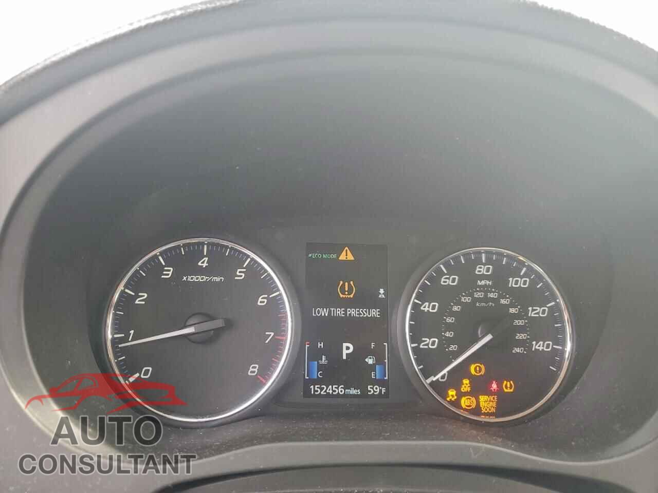 MITSUBISHI OUTLANDER 2018 - JA4AZ3A32JZ002425
