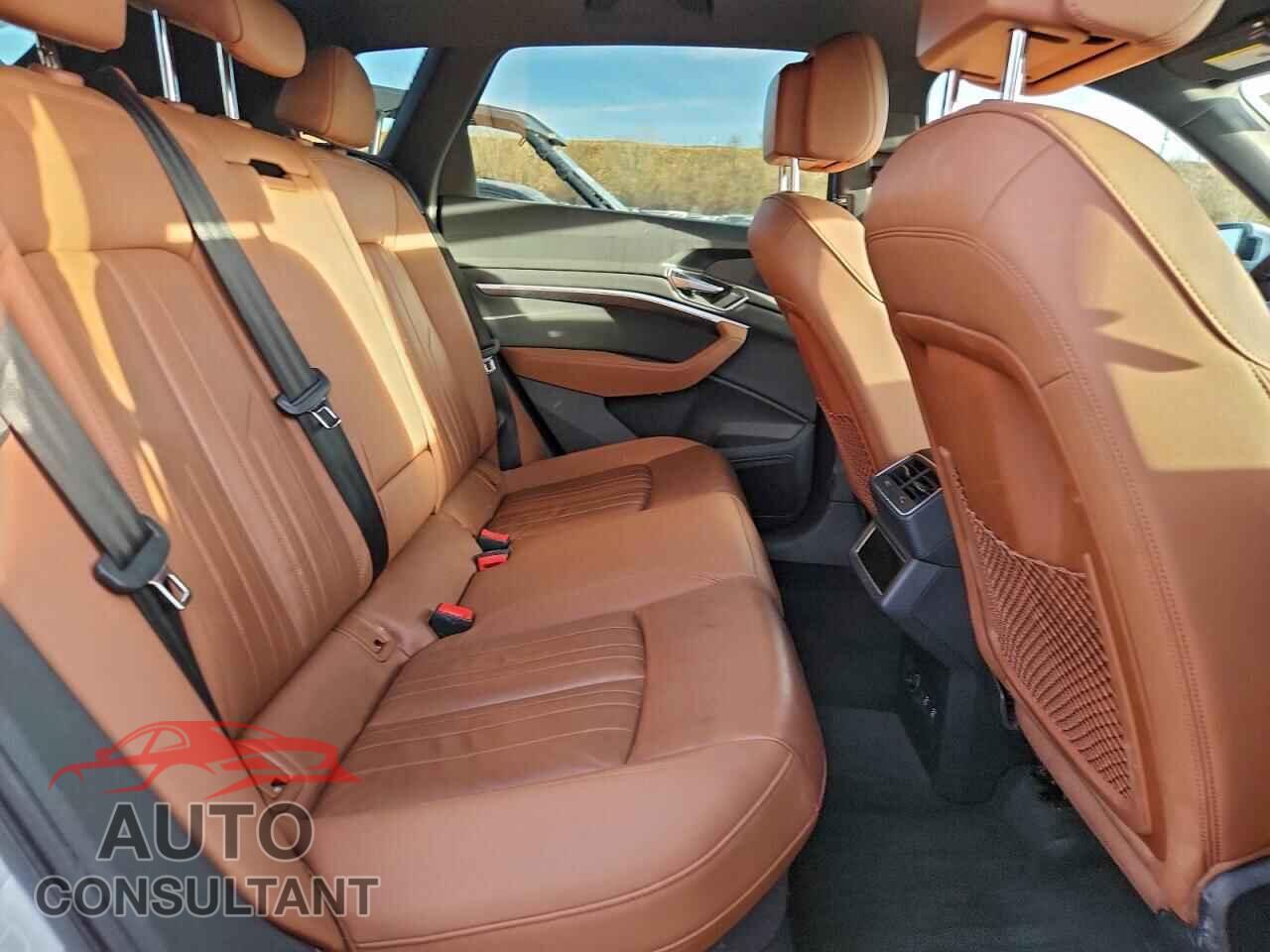 AUDI E-TRON 2021 - WA1AAAGEXMB021399