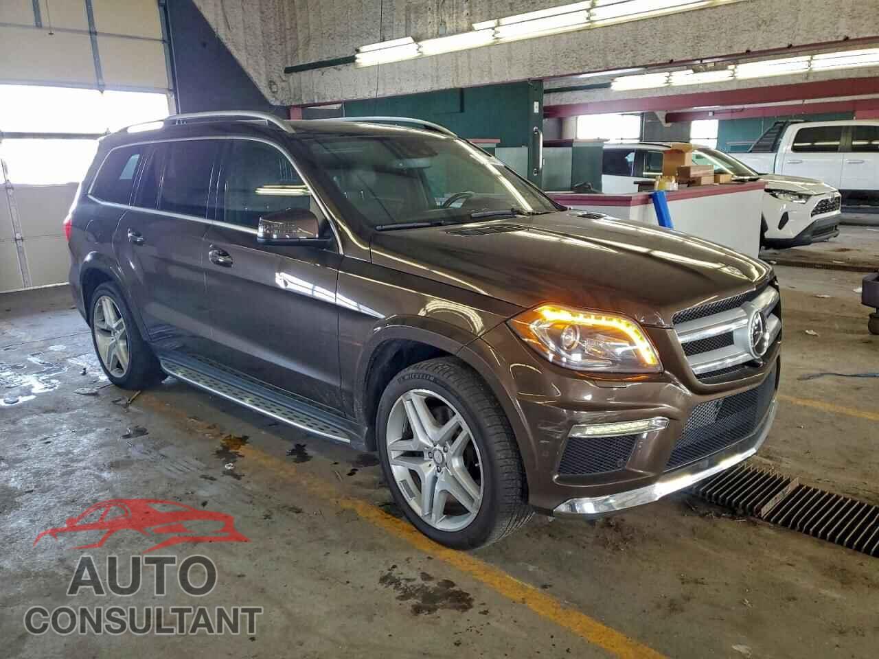 MERCEDES-BENZ GL-CLASS 2015 - 4JGDF7DEXFA502995
