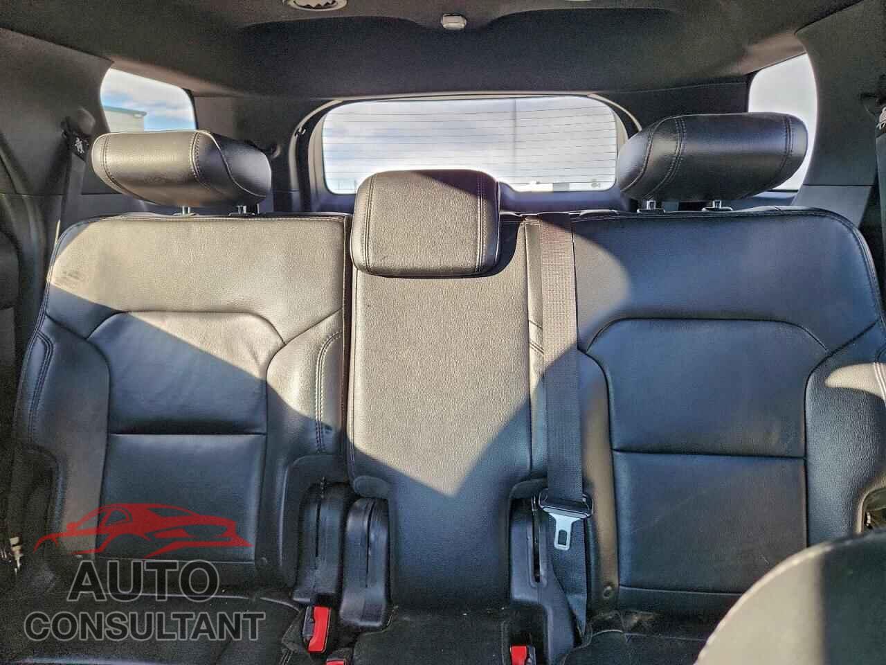 FORD EXPLORER 2017 - 1FM5K8D85HGB84557