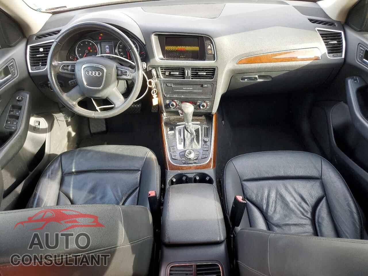 AUDI Q5 2010 - WA1LKAFP3AA043920