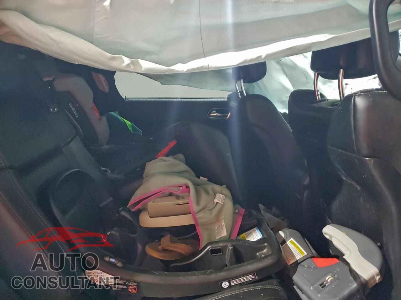 DODGE DURANGO 2013 - 1C4SDJET5DC661808