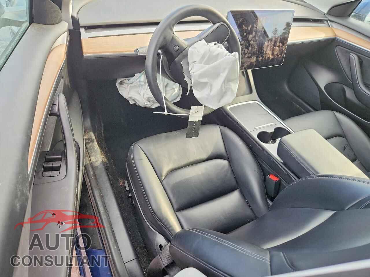 TESLA MODEL 3 2021 - 5YJ3E1EB1MF060231