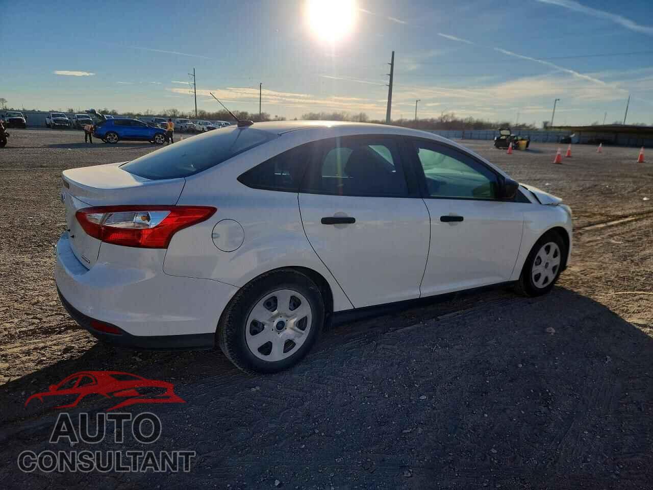 FORD FOCUS 2014 - 1FADP3E2XEL316655