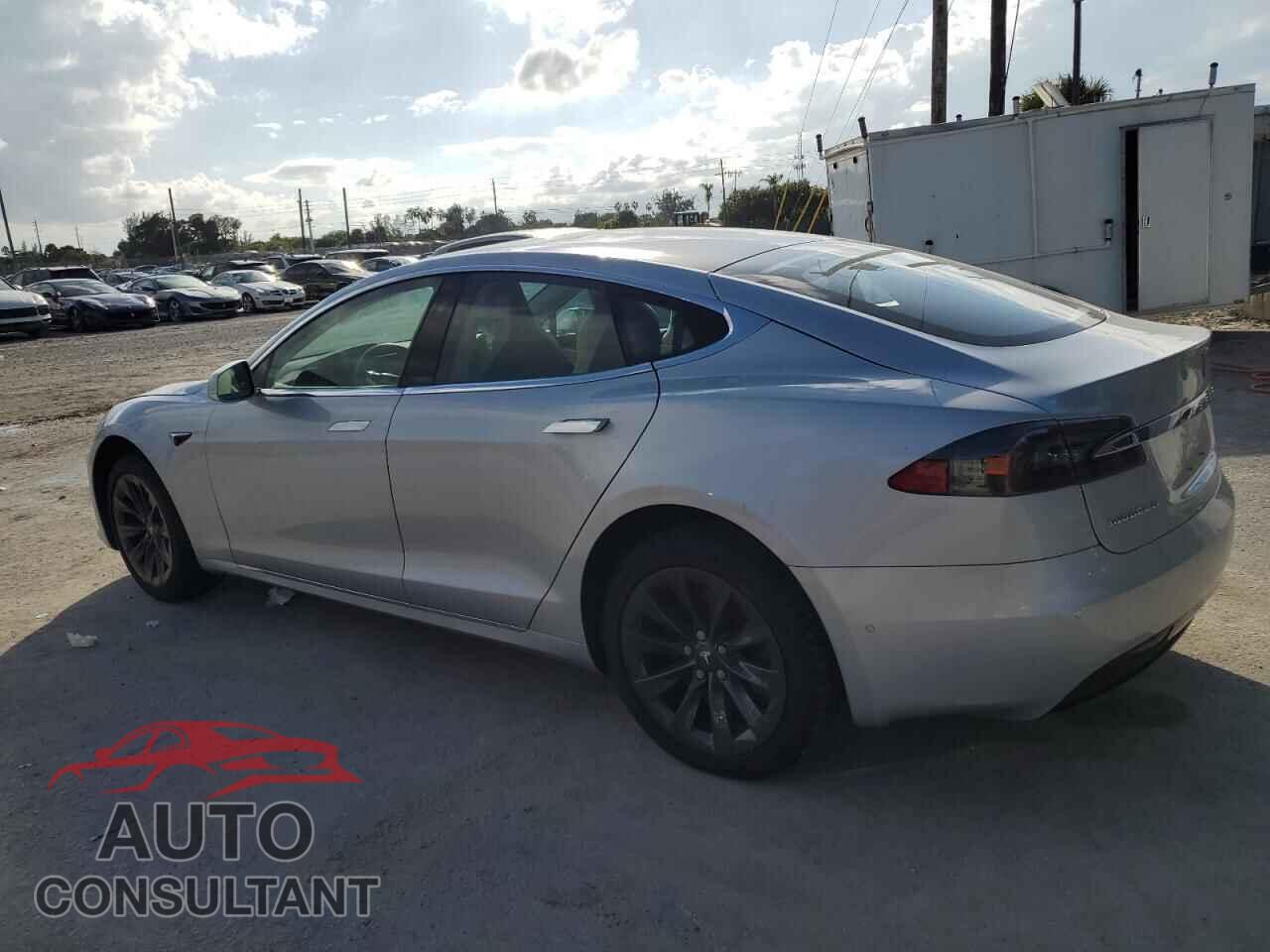 TESLA MODEL S 2017 - 5YJSA1E20HF218801