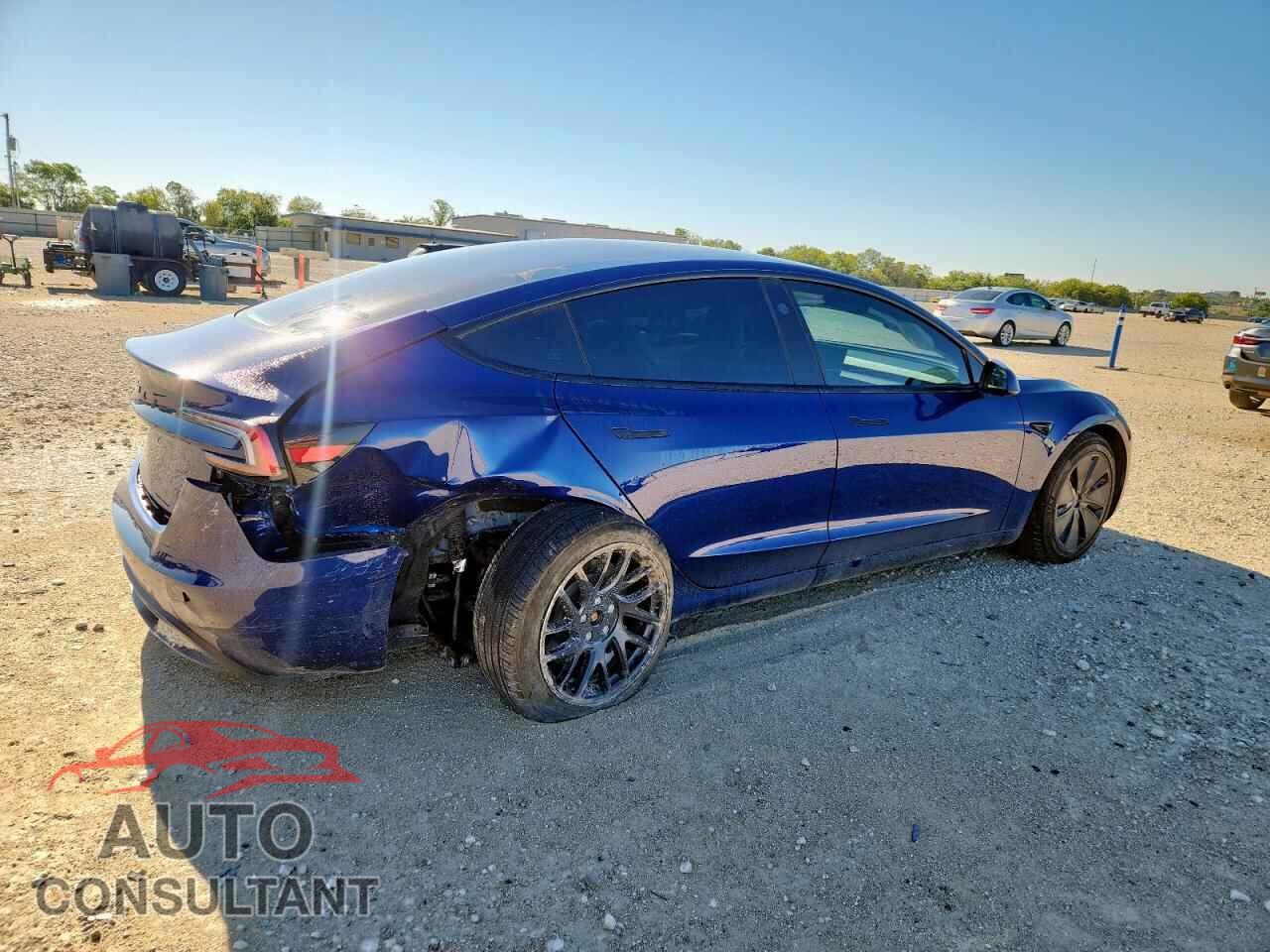 TESLA MODEL 3 2025 - 5YJ3E1EA5SF024160