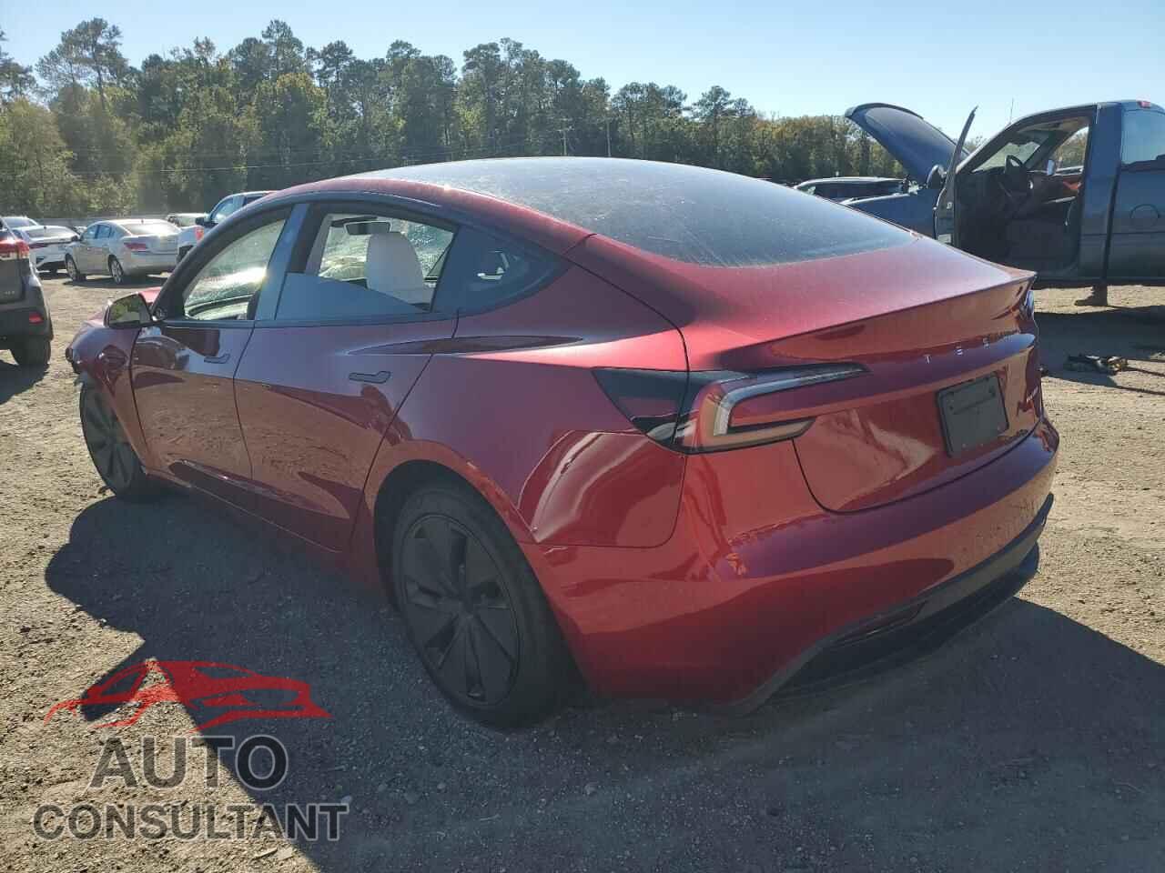 TESLA MODEL 3 2025 - 5YJ3E1EB0SF936543