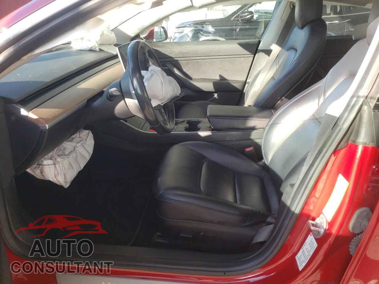 TESLA MODEL 3 2018 - 5YJ3E1EA1JF044923