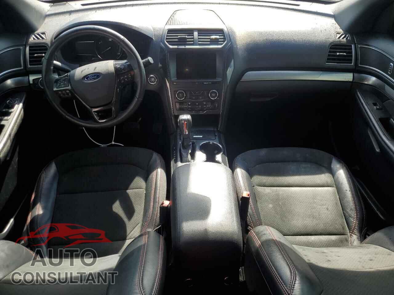 FORD EXPLORER 2018 - 1FM5K7D89JGB04404