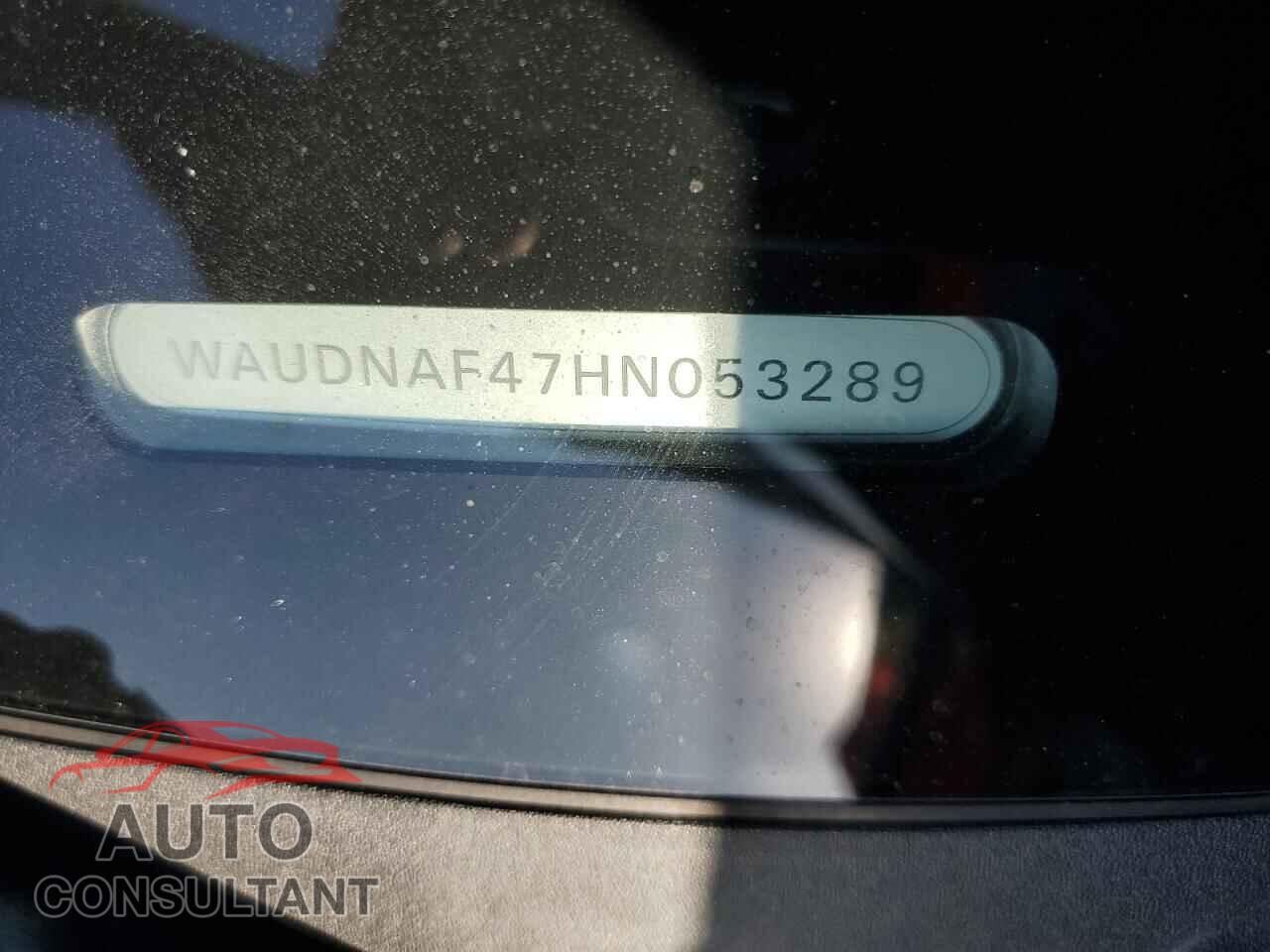 AUDI A4 2017 - WAUDNAF47HN053289