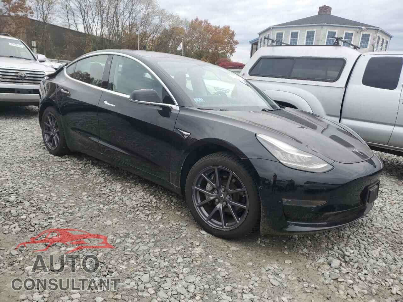 TESLA MODEL 3 2018 - 5YJ3E1EB7JF068166