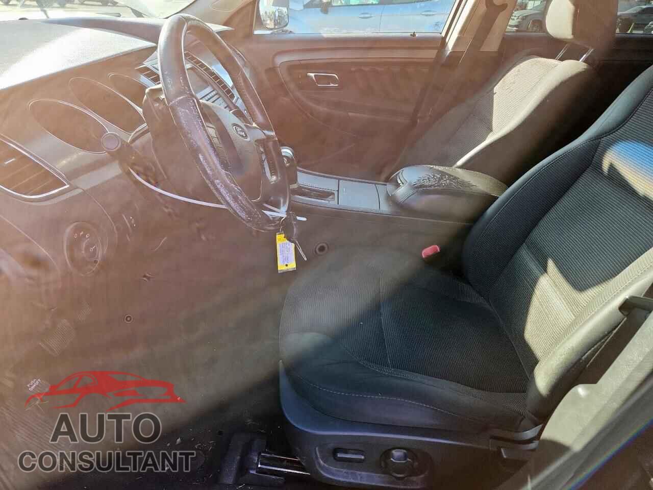 FORD TAURUS 2011 - 1FAHP2EW0BG157826