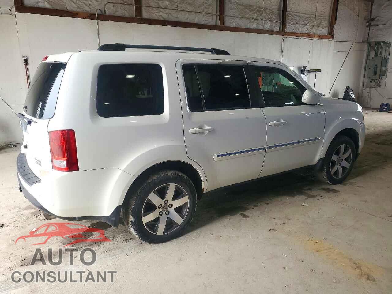 HONDA PILOT 2012 - 5FNYF4H96CB039435
