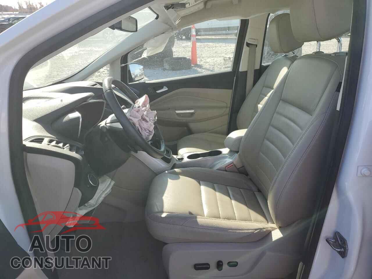 FORD CMAX 2016 - 1FADP5BU8GL111064