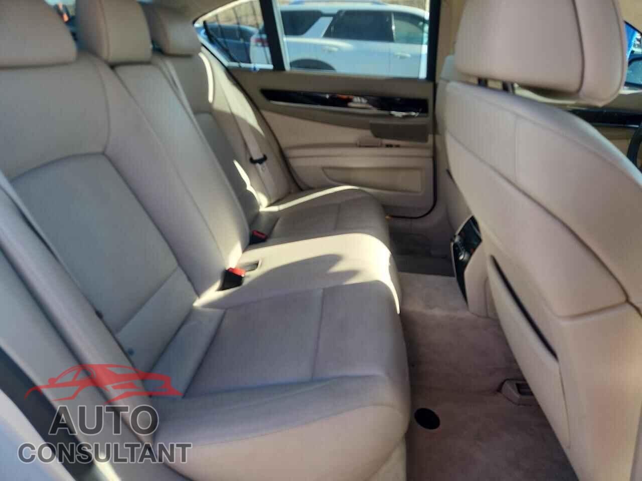 BMW 7 SERIES 2010 - WBAKC6C53ACL67725