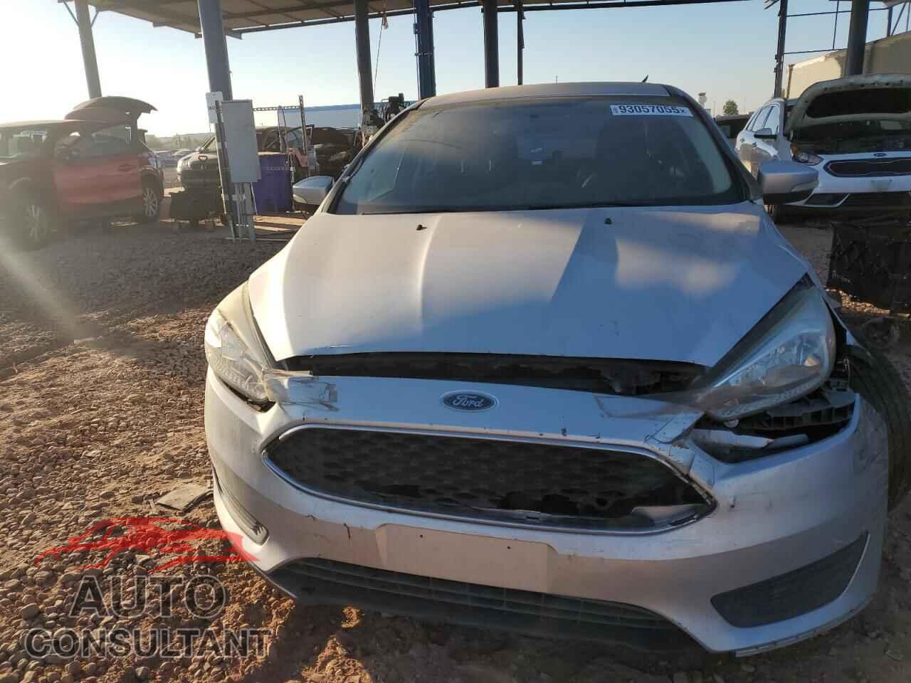 FORD FOCUS 2017 - 1FADP3F24HL255192
