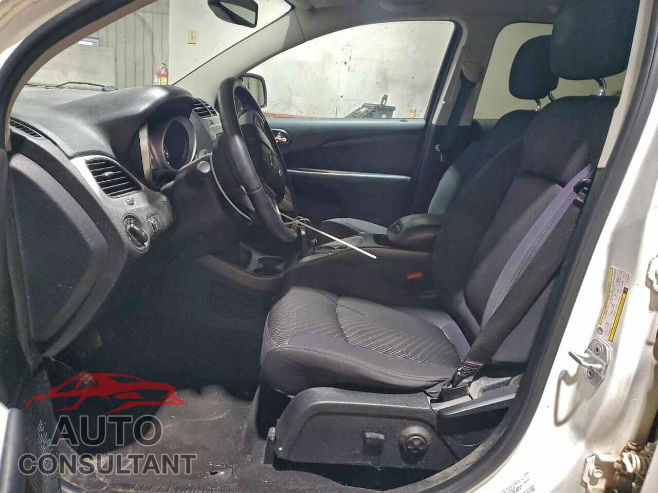 DODGE JOURNEY 2012 - 3C4PDDBG2CT257740