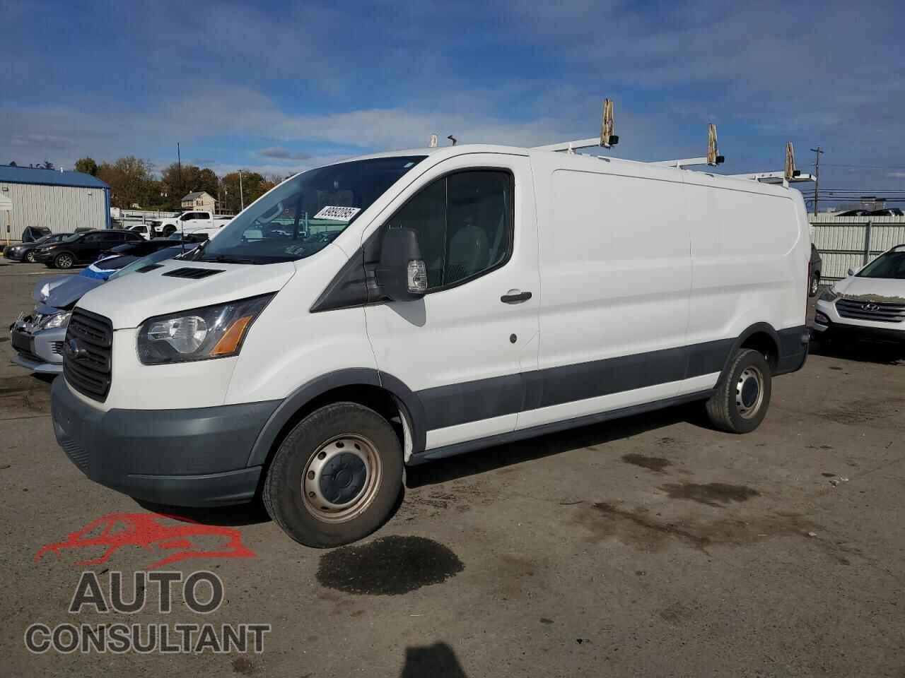 FORD TRANSIT 2017 - 1FTYR2YM5HKB24700