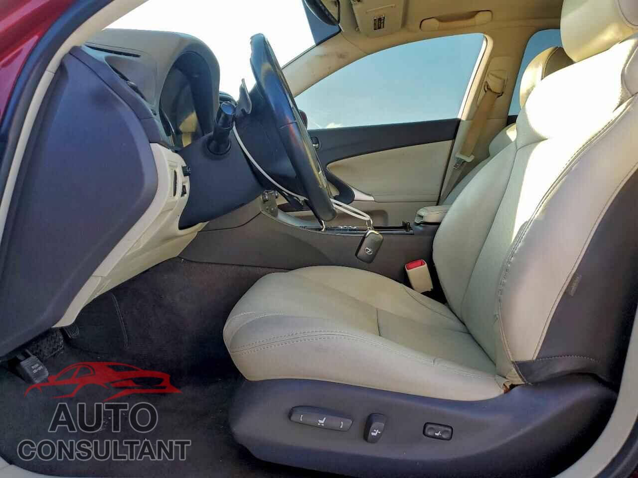 LEXUS IS 2013 - JTHBF5C20D5187460