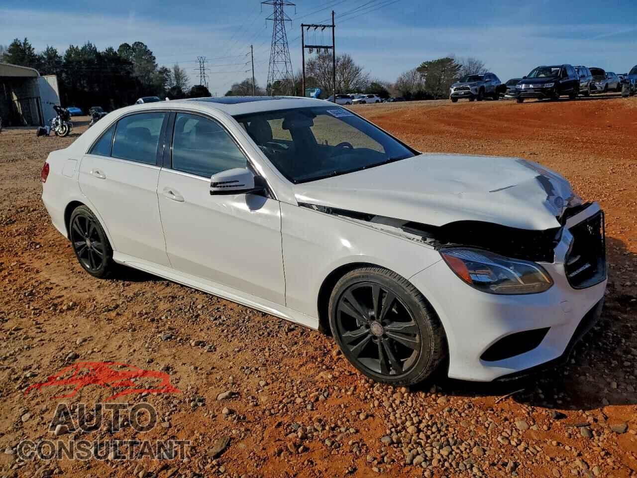 MERCEDES-BENZ E-CLASS 2015 - WDDHF5KB6FB083272