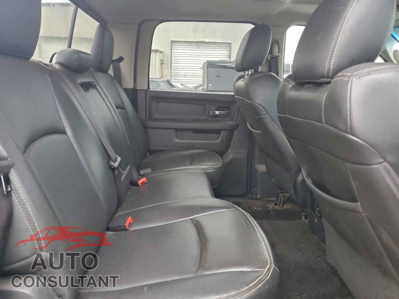 DODGE RAM 1500 2012 - 1C6RD7MT7CS253485