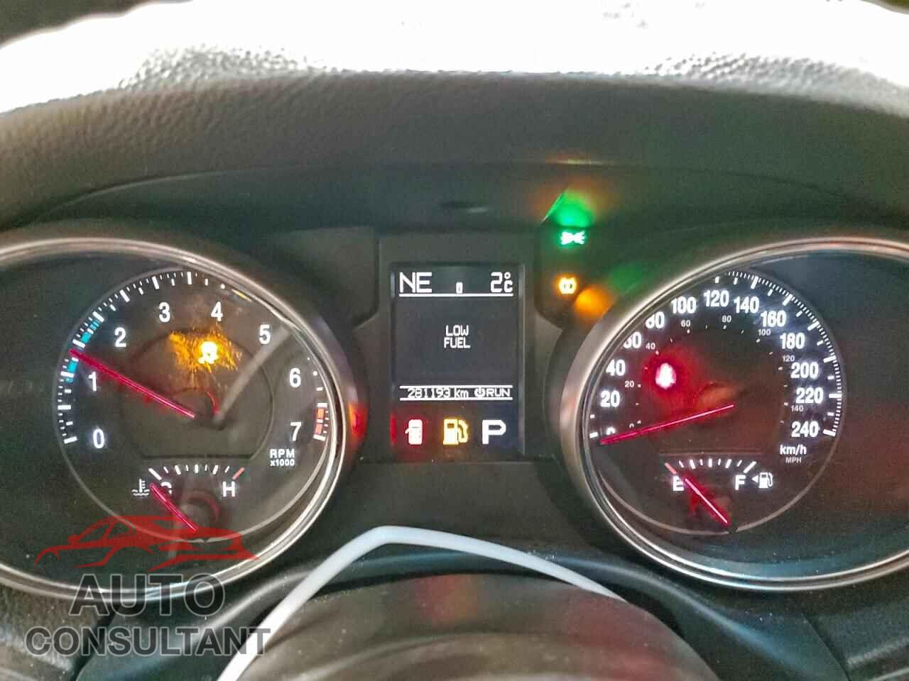 JEEP GRAND CHER 2011 - 1J4RR4GG0BC620141
