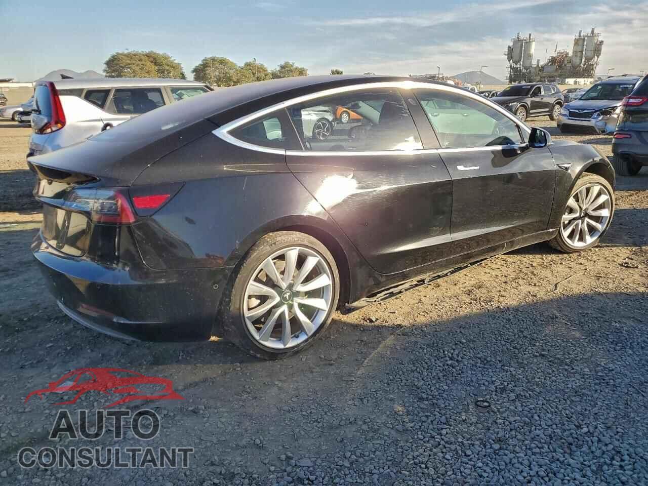 TESLA MODEL 3 2018 - 5YJ3E1EA5JF042382
