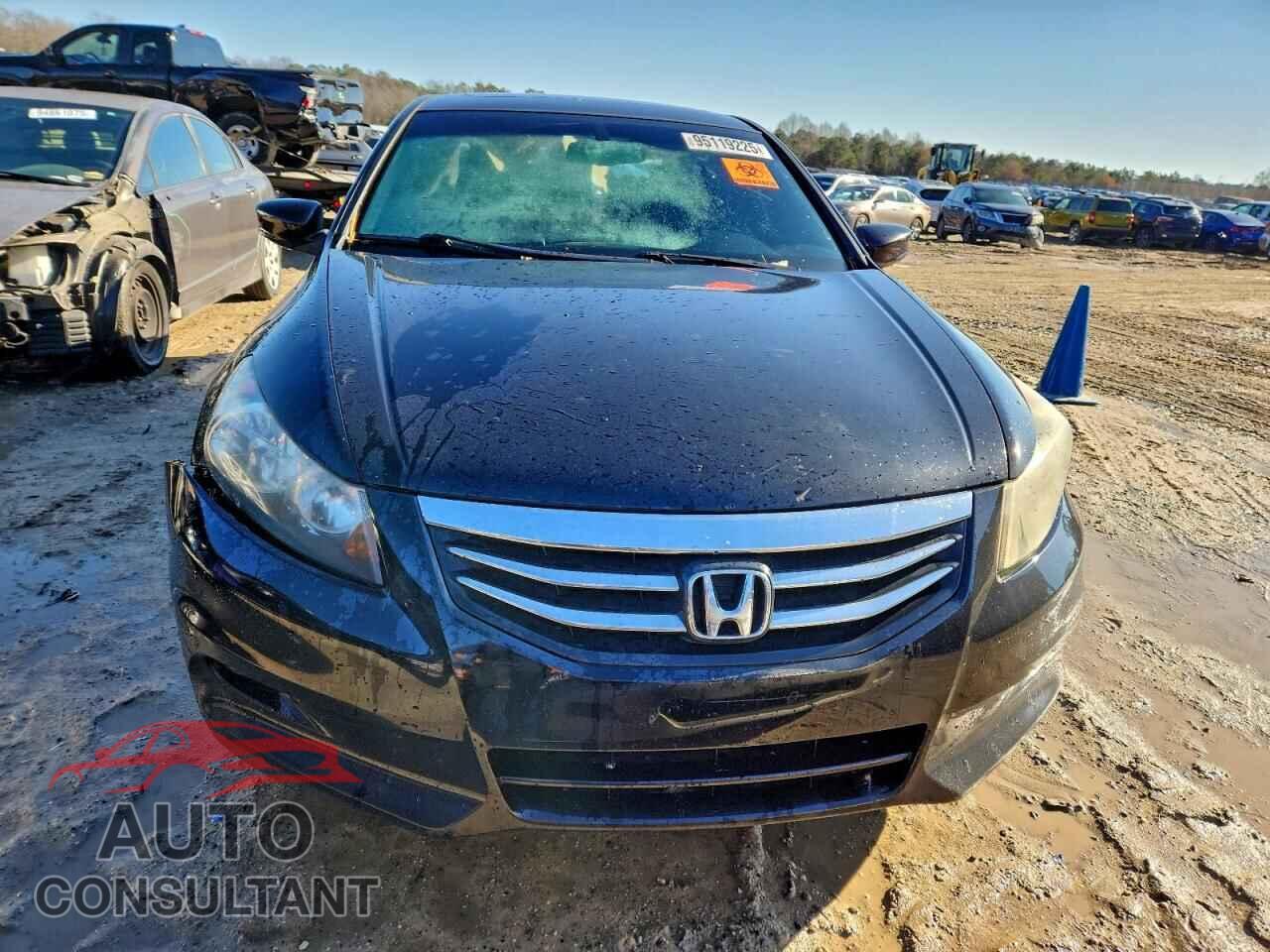 HONDA ACCORD 2011 - 1HGCP3F83BA004307