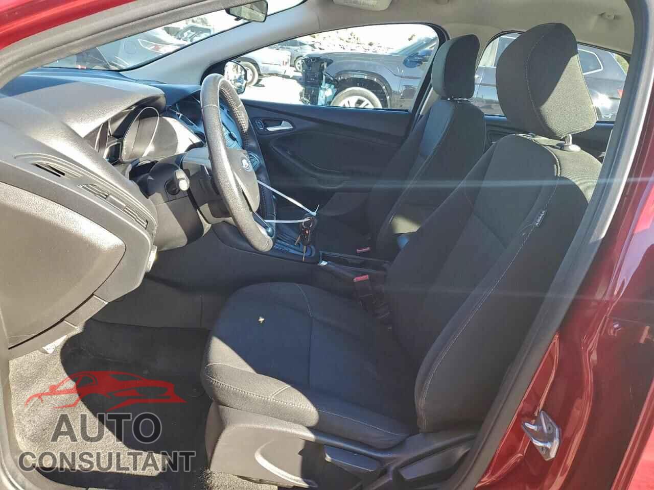 FORD FOCUS 2016 - 1FADP3F23GL405596