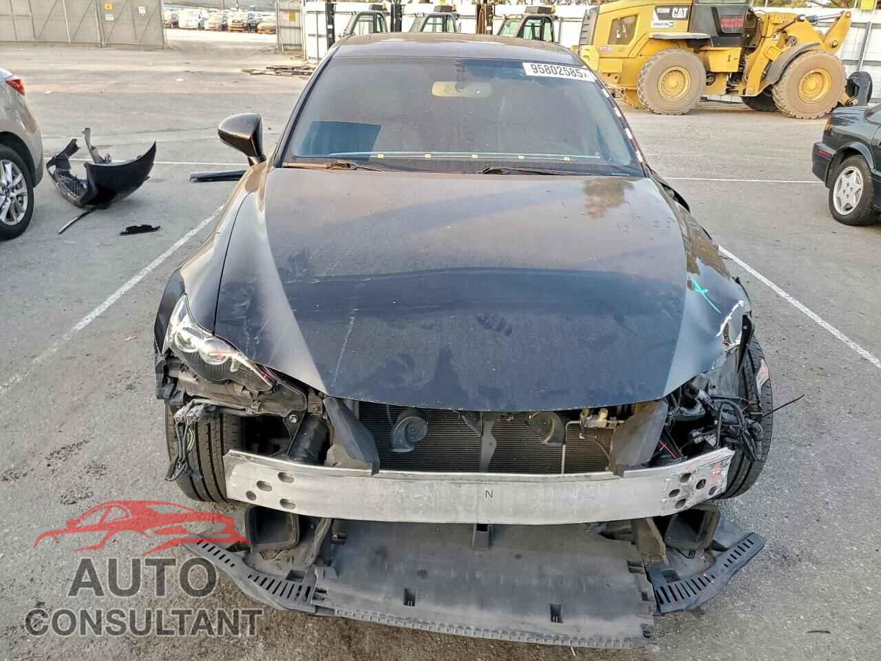 LEXUS IS 2015 - JTHBF1D28F5060661